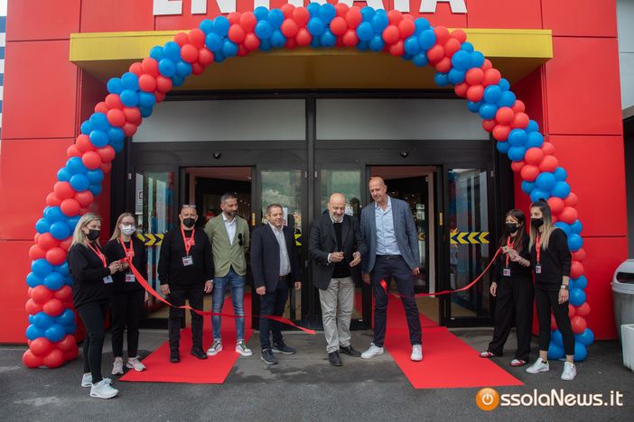 Crevola, giornata di inaugurazione per Mag Moda FOTO