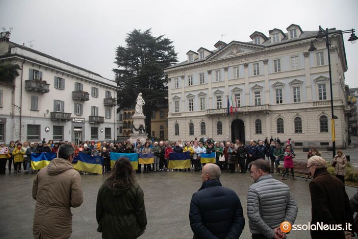 Ucraini in piazza ad un anno dall'inizio del conflitto FOTO Ucraini in piazza ad un anno dall'inizio del conflitto FOTO