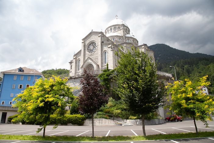 Re blindata fino al 26. Chiuse le scuole in tutta la Valle Re blindata fino al 26. Chiuse le scuole in tutta la Valle