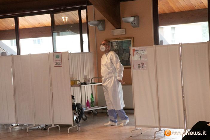 Vaccini, oltre 15mila dosi somministrate ieri in Piemonte