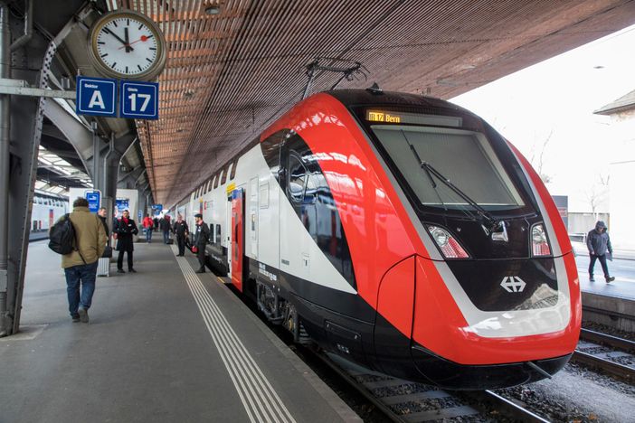 Svizzera, sui treni cresce il numero di viaggiatori con le biciclette
