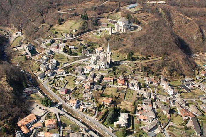 Rocce uniche al mondo: un tesoro geologico a Ornavasso e Pieve Vergonte Rocce uniche al mondo: un tesoro geologico a Ornavasso e Pieve Vergonte