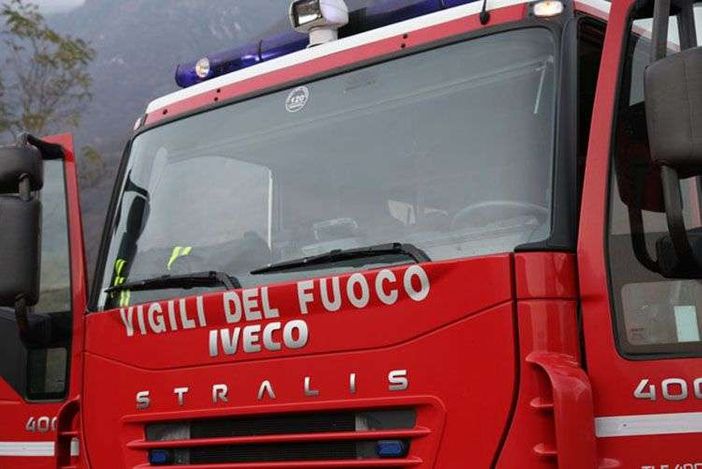 Principio di incendio in piazza Mercato Principio di incendio in piazza Mercato