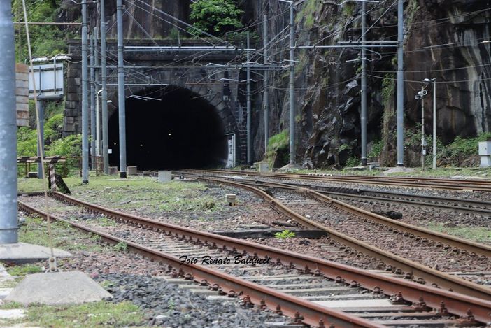 Bls, sabato interruzione trasporto vetture tra Briga e Iselle per il Giro d'Italia