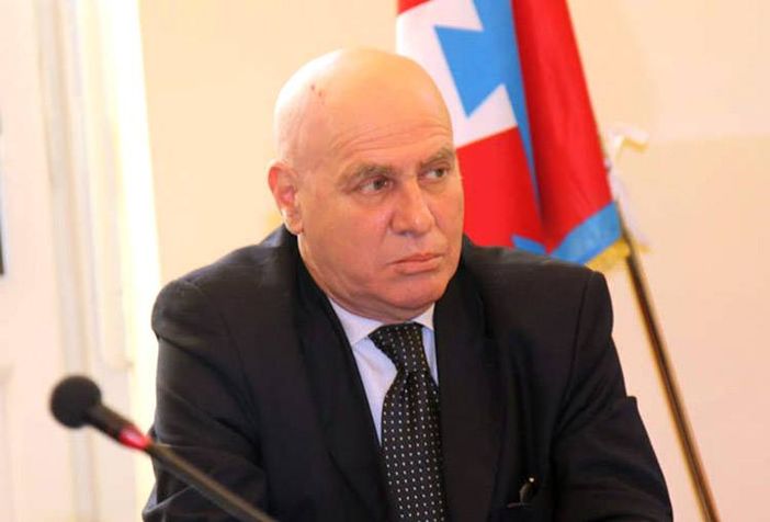 Rosario Mauro si dimette da consigliere comunale Rosario Mauro si dimette da consigliere comunale