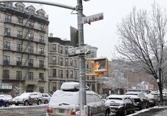 La super tempesta di ghiaccio minaccia gli Usa. Trump: "E il riscaldamento globale?"