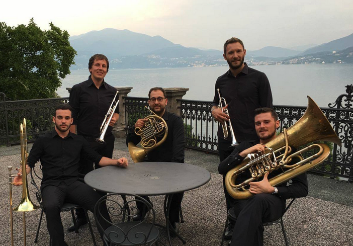 A Mergozzo il concerto d'auguri dei Crazy Brass A Mergozzo il concerto d'auguri dei Crazy Brass