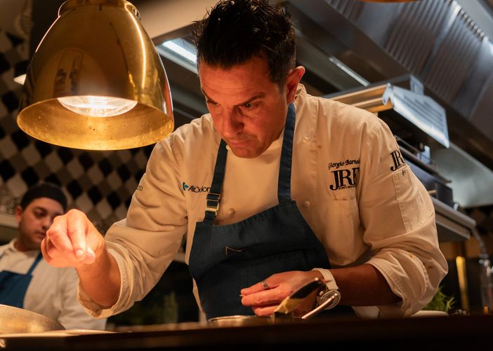 Lo chef Giorgio Bartolucci premiato a Torino come Eccellenza della tradizione piemontese Lo chef Giorgio Bartolucci premiato a Torino come Eccellenza della tradizione piemontese