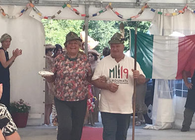 Numeri da record per la festa degli alpini di Premia