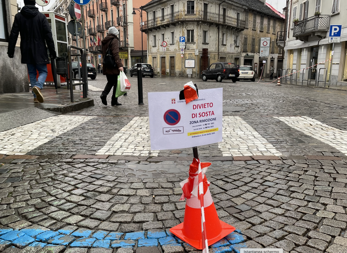 Pizzi fa rimuovere i divieti di sosta nel sabato di mercato collocati dalla Compark Srl Pizzi fa rimuovere i divieti di sosta nel sabato di mercato collocati dalla Compark Srl