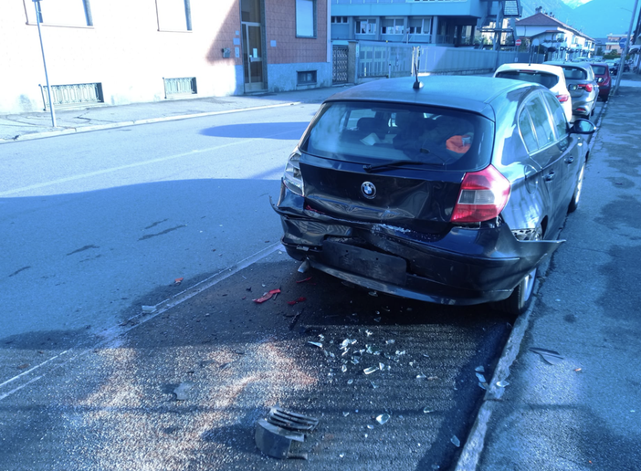 Domo: fugge all’alt dei Carabinieri e si schianta. Denunciato giovane ucraino