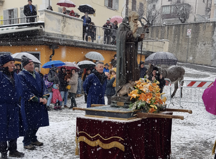 Grande partecipazione per la festa di Sant’Antonio a Toceno FOTO