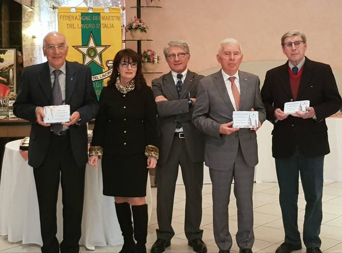 Maestri del Lavoro, consegnate le targhe ricordo dal vice prefetto di Novara