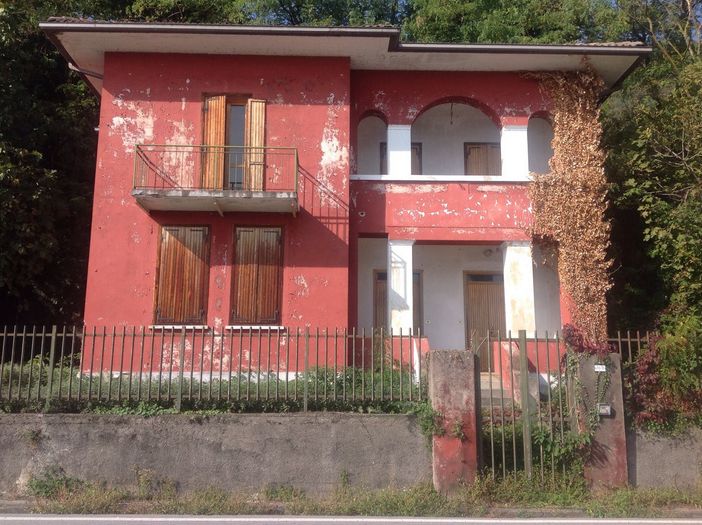 Va all'asta la casa cantoniera di Oggebbio Va all'asta la casa cantoniera di Oggebbio