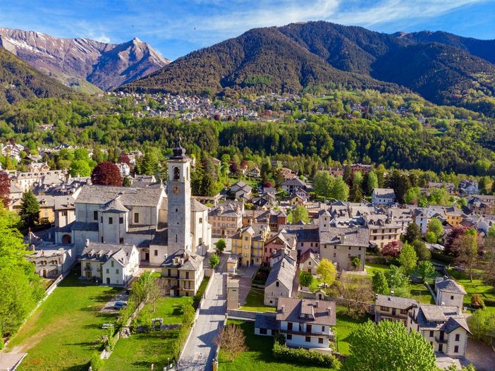 A Santa Maria Maggiore la nuova mostra del pittore Mauro Borgotti