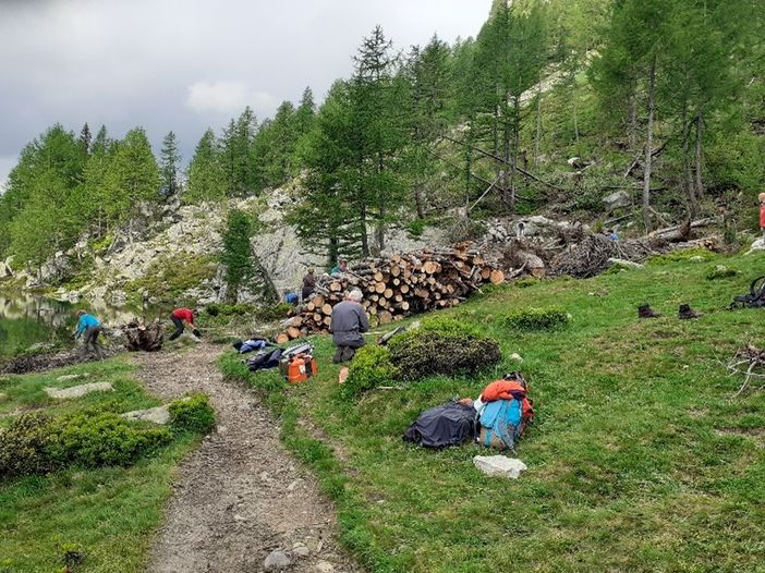 Devero, ripristinato il sentiero del Lago delle Streghe Devero, ripristinato il sentiero del Lago delle Streghe