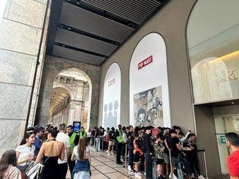 Quattro ore per un Labubu, cronaca pop di una fila surreale alla Rinascente Quattro ore per un Labubu, cronaca pop di una fila surreale alla Rinascente