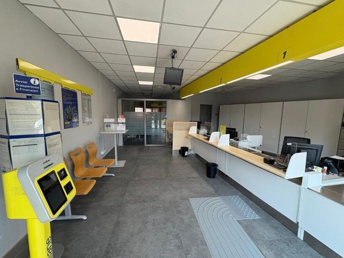 Progetto Polis, da Poste Italiane una pergamena celebrativa ai sindaci del Vco