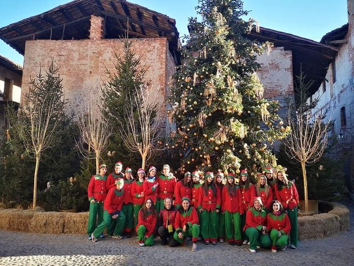 Eventi natalizi nel biellese: proseguono con successo “Il Borgo di Babbo Natale” a Candelo ed il “Mercatino degli Angeli” a Sordevolo