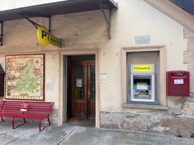 Varzo inaugura lo sportello Atm Postamat presso l'ufficio postale storico