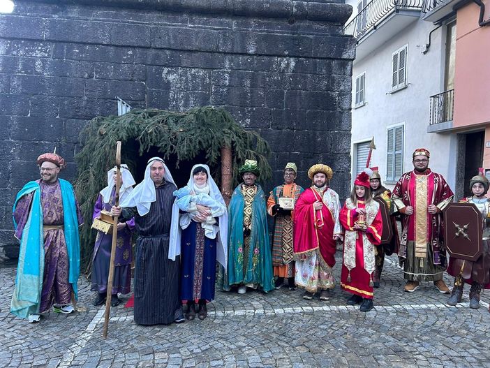 La Befana va di corsa, successo della giornata dell'Epifania a Re  FOTO E VIDEO