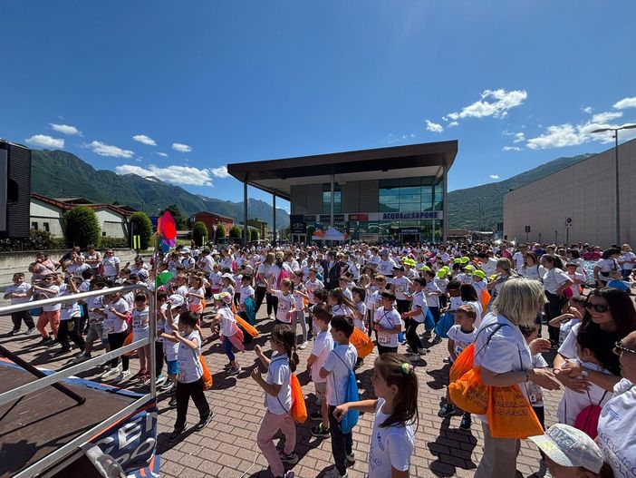 Quasi mille bambini alla Color Run Quasi mille bambini alla Color Run
