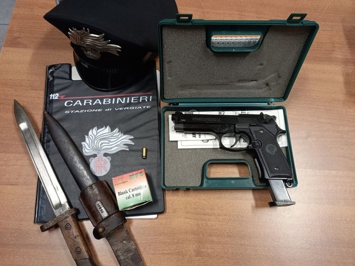 Dal Nord Ovest. Spari dalla finestra dopo la lite di vicinato, a Vergiate arrivano i carabinieri