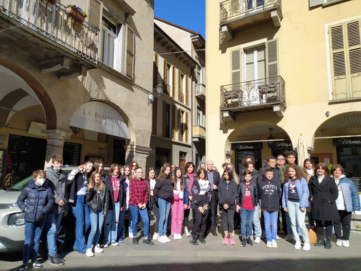 Il Borgo della Cultura trasformato in un set cinematografico per le riprese de Il violinista FOTO E VIDEO Il Borgo della Cultura trasformato in un set cinematografico per le riprese de Il violinista FOTO E VIDEO