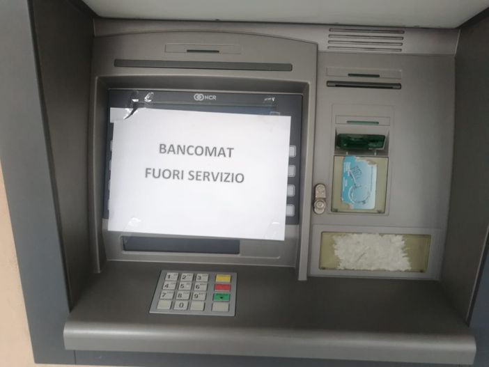 Crodo, bancomat fuori servizio da diverse settimane