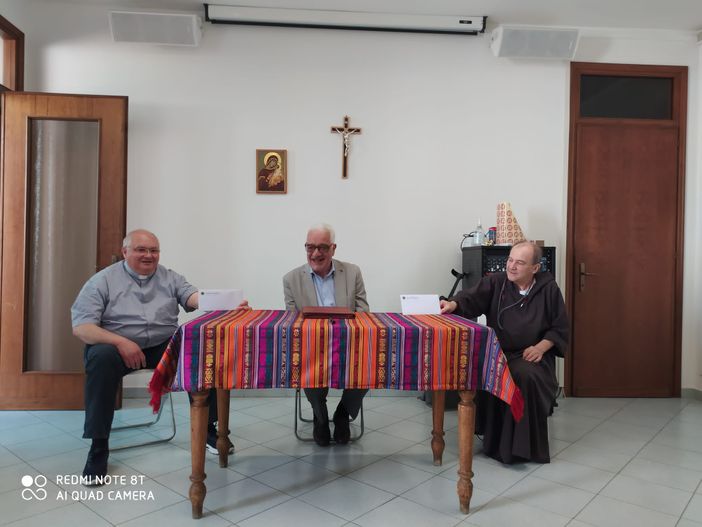 Lions Club Domodossola: 10mila euro alla Caritas per sostenere le famiglie in difficoltà VIDEO Lions Club Domodossola: 10mila euro alla Caritas per sostenere le famiglie in difficoltà VIDEO