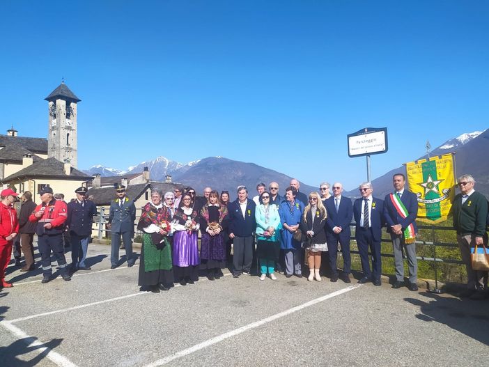 Vagna dedica uno slargo ai Maestri del Lavoro d’Italia FOTO Vagna dedica uno slargo ai Maestri del Lavoro d’Italia FOTO