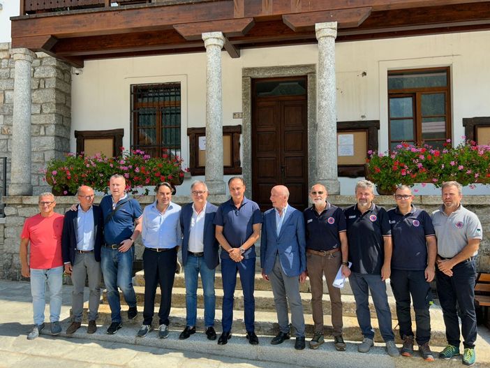 Cirio: "A un mese dall'alluvione Macugnaga è pronta per accogliere i turisti" Cirio: "A un mese dall'alluvione Macugnaga è pronta per accogliere i turisti"