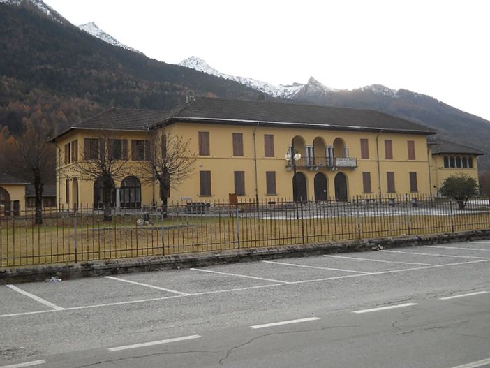 Duecento migranti all'ex Colonia di Druogno? Giovanola: "Siamo molto preoccupati" Duecento migranti all'ex Colonia di Druogno? Giovanola: "Siamo molto preoccupati"