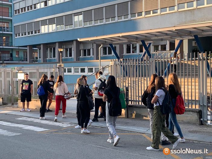 Lettera dei genitori degli studenti: chiedono che si torni ai vecchi orari