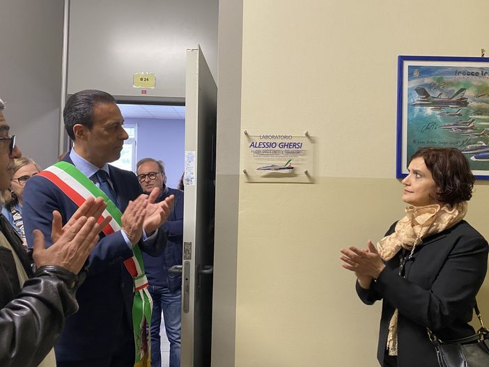 Il nuovo laboratorio del liceo Spezia intitolato al maggiore Alessio Ghersi FOTO E VIDEO