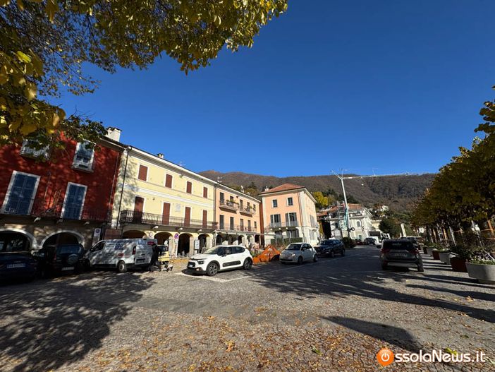 Mergozzo si veste a festa con i mercatini sul lungolago