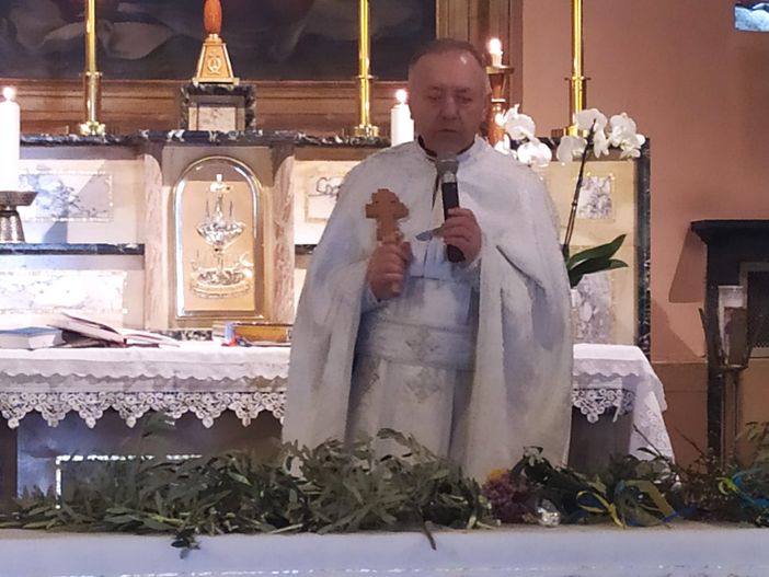 Domenica delle Palme, messa della comunità ucraina a Domodossola FOTO E VIDEO Domenica delle Palme, messa della comunità ucraina a Domodossola FOTO E VIDEO