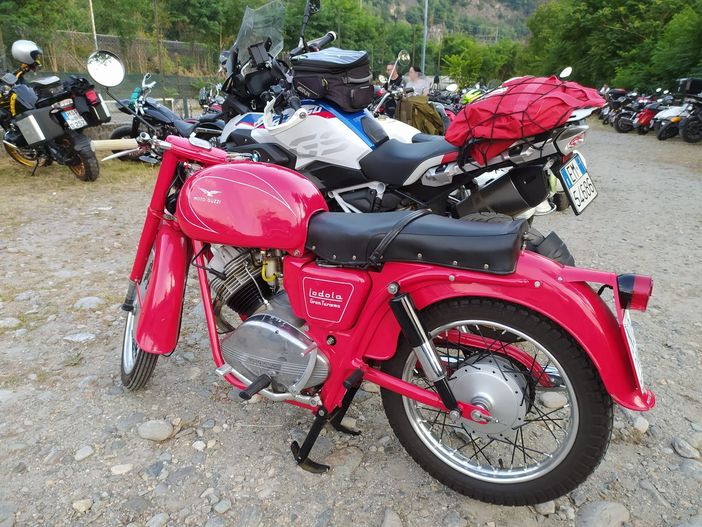 A Cardezza domenica 24 settembre una giornata con il Guzzi Friends