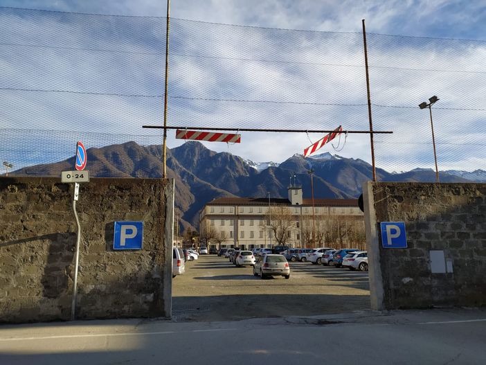 Approvata la convenzione per i lavori al parcheggio del campo da calcio del Rosmini Approvata la convenzione per i lavori al parcheggio del campo da calcio del Rosmini