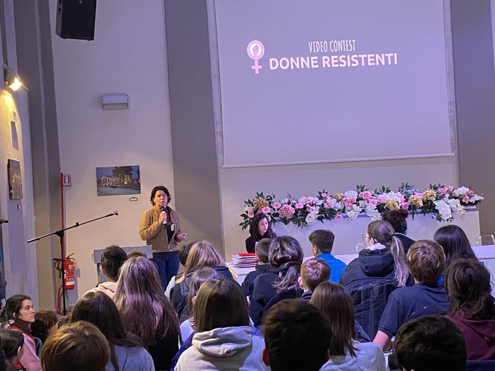 "Donne resistenti": la seconda edizione del concorso rivolto agli istituti del Vco "Donne resistenti": la seconda edizione del concorso rivolto agli istituti del Vco