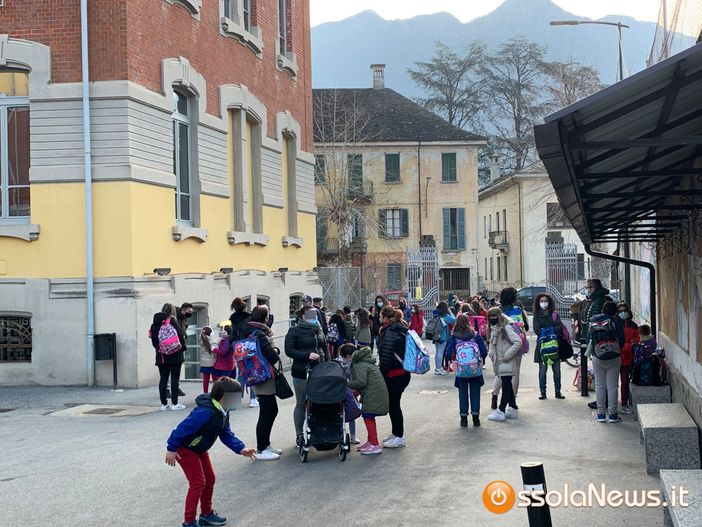 Ecco chi potrà richiedere di mandare i figli a scuola nonostante la Dad Ecco chi potrà richiedere di mandare i figli a scuola nonostante la Dad