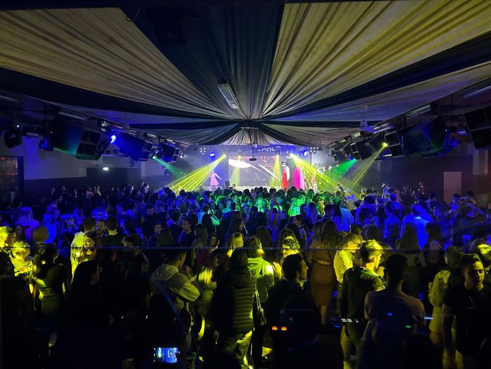 La prima volta in discoteca per dottor Clown Vco