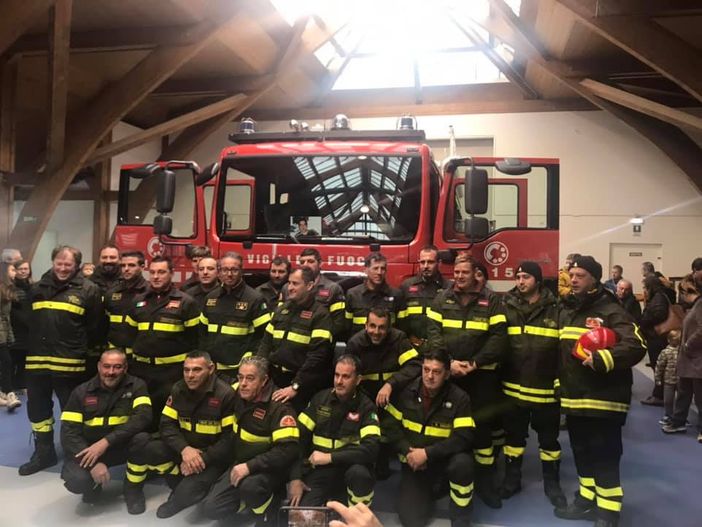 Volontari e attrezzature: nuova linfa per i vigili del fuoco del distaccamento di Santa Maria Maggiore Volontari e attrezzature: nuova linfa per i vigili del fuoco del distaccamento di Santa Maria Maggiore
