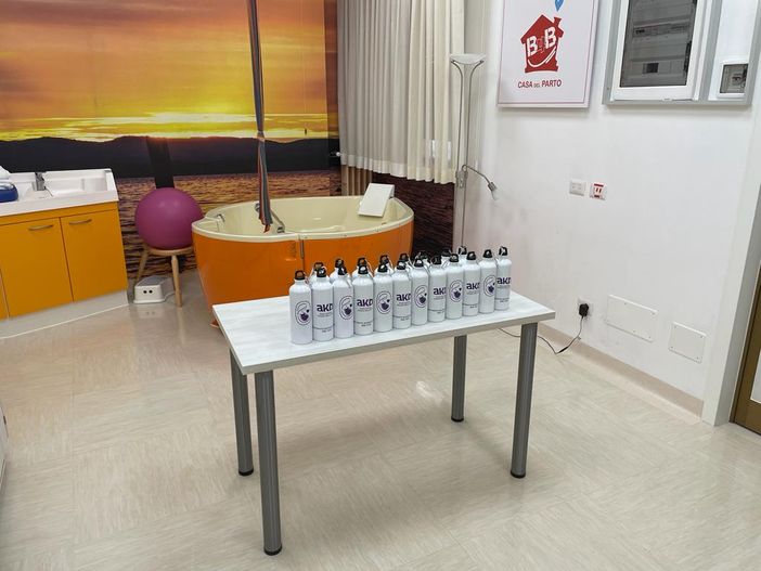 Borracce in dono alle mamme dopo il parto