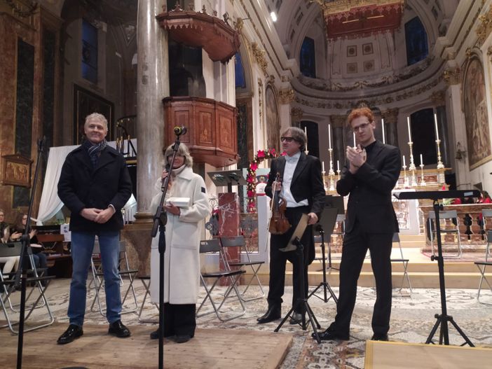 Gli auguri di Natale del cardiochirurgo Andrea Audo alla città FOTO E VIDEO