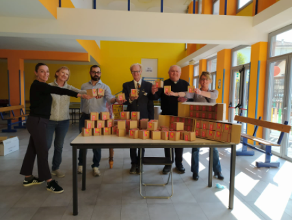 Da E.On uova di pasqua per i bambini domesi seguiti dalla Caritas