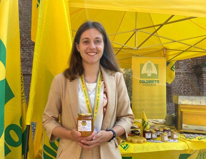 Coldiretti Piemonte, giornata Api: consumare miele made in Piemonte per avere certezza di tracciabilità, preservare alveari e ambiente