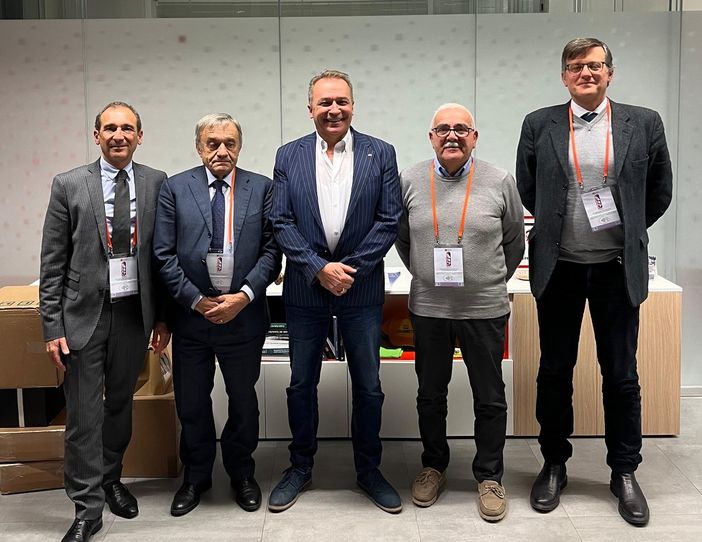 Una foto dell'incontro tra gli ambulanti di Fiva e l'assessore Bongioanni Una foto dell'incontro tra gli ambulanti di Fiva e l'assessore Bongioanni