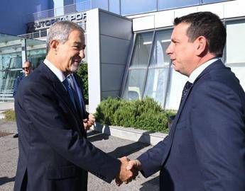 Mare, Latrofa: "Forum è cantiere di idee dove la passione per il mare diventa politica industriale" Mare, Latrofa: "Forum è cantiere di idee dove la passione per il mare diventa politica industriale"