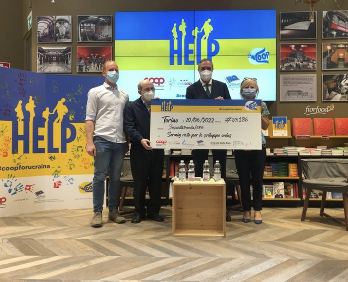 Oltre 63 mila euro di aiuti per i profughi ucraini: la raccolta fondi di Nova Coop per il Sermig